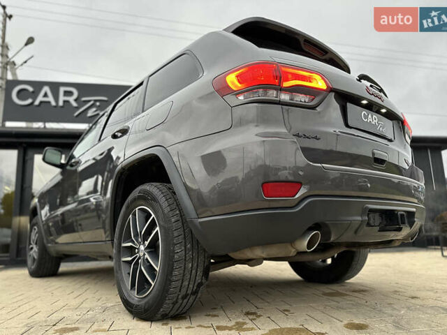 Сірий Джип Grand Cherokee, об'ємом двигуна 3.6 л та пробігом 173 тис. км за 24900 $, фото 17 на Automoto.ua