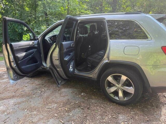 Сірий Джип Grand Cherokee, об'ємом двигуна 3.6 л та пробігом 122 тис. км за 20000 $, фото 15 на Automoto.ua