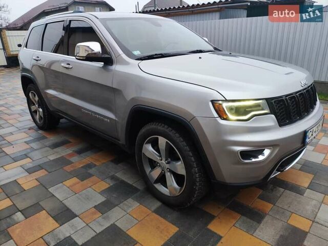 Джип Гранд Чероки 2016 в Черкассах на Automoto.ua Серый Джип Гранд Чероки, объемом двигателя 2.99 л и пробегом 171 тыс. км за 25900 $, фото 9 на Automoto.ua