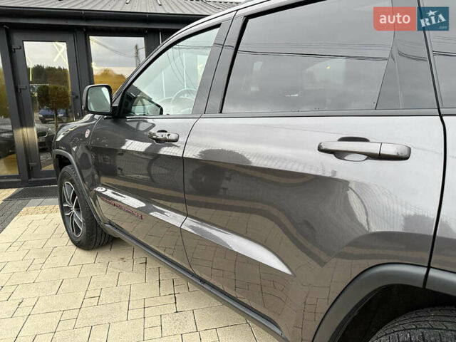 Сірий Джип Grand Cherokee, об'ємом двигуна 3.6 л та пробігом 173 тис. км за 24900 $, фото 15 на Automoto.ua