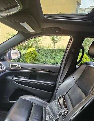 Сірий Джип Grand Cherokee, об'ємом двигуна 3.6 л та пробігом 182 тис. км за 19300 $, фото 3 на Automoto.ua