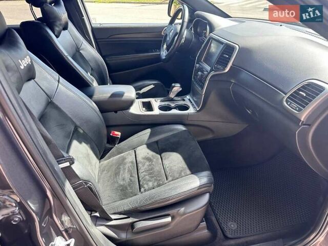 Сірий Джип Grand Cherokee, об'ємом двигуна 3.6 л та пробігом 143 тис. км за 22500 $, фото 22 на Automoto.ua
