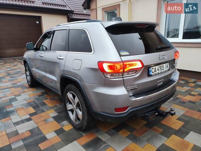 Джип Гранд Чероки 2016 в Черкассах на Automoto.ua Серый Джип Гранд Чероки, объемом двигателя 2.99 л и пробегом 171 тыс. км за 25900 $, фото 12 на Automoto.ua
