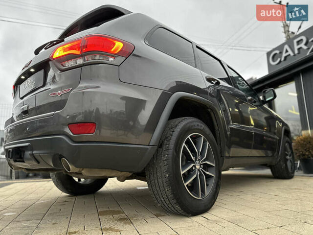 Сірий Джип Grand Cherokee, об'ємом двигуна 3.6 л та пробігом 173 тис. км за 24900 $, фото 16 на Automoto.ua