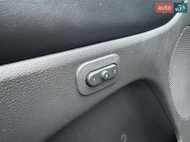 Серый Джип Гранд Чероки, объемом двигателя 3.6 л и пробегом 190 тыс. км за 18390 $, фото 16 на Automoto.ua