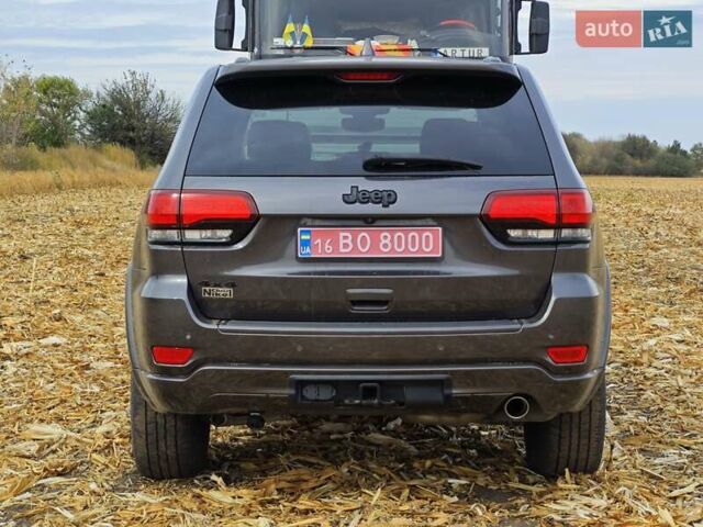 Сірий Джип Grand Cherokee, об'ємом двигуна 3.6 л та пробігом 100 тис. км за 21000 $, фото 3 на Automoto.ua