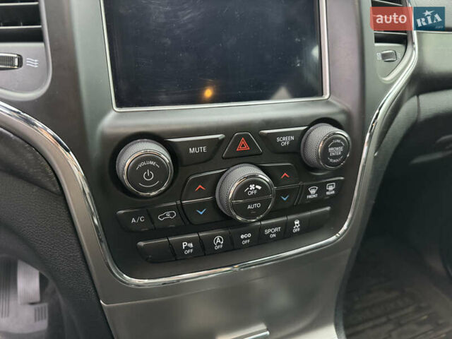 Сірий Джип Grand Cherokee, об'ємом двигуна 3.6 л та пробігом 148 тис. км за 20999 $, фото 36 на Automoto.ua