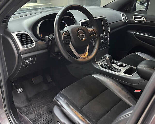 Сірий Джип Grand Cherokee, об'ємом двигуна 3.6 л та пробігом 177 тис. км за 18800 $, фото 11 на Automoto.ua