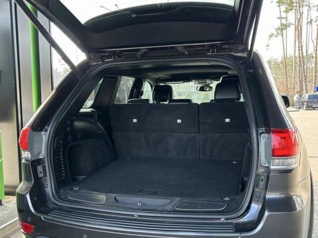 Сірий Джип Grand Cherokee, об'ємом двигуна 3.6 л та пробігом 110 тис. км за 22800 $, фото 3 на Automoto.ua