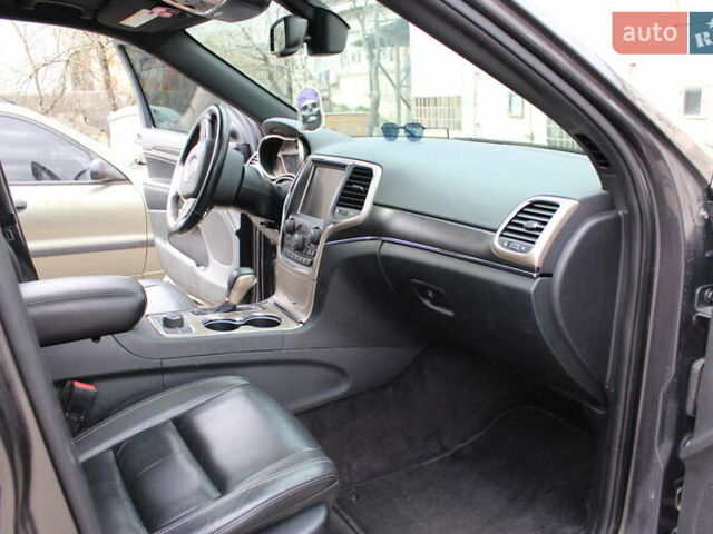 Сірий Джип Grand Cherokee, об'ємом двигуна 3.6 л та пробігом 120 тис. км за 20499 $, фото 1 на Automoto.ua