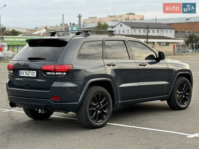 Сірий Джип Grand Cherokee, об'ємом двигуна 3.6 л та пробігом 148 тис. км за 20999 $, фото 9 на Automoto.ua