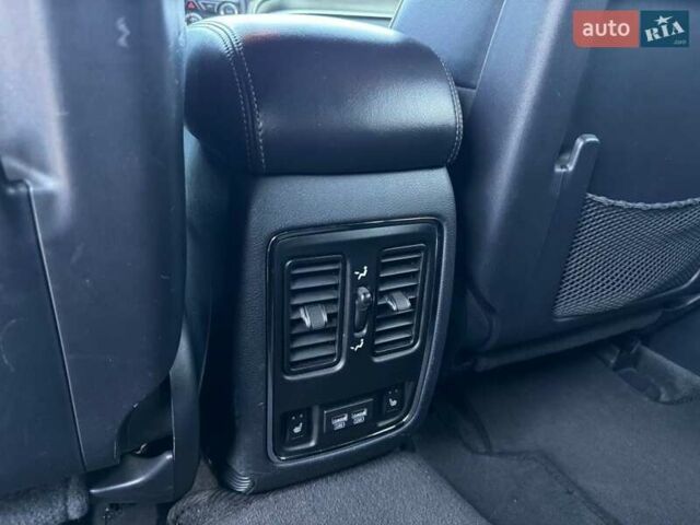 Сірий Джип Grand Cherokee, об'ємом двигуна 2.99 л та пробігом 310 тис. км за 23000 $, фото 17 на Automoto.ua
