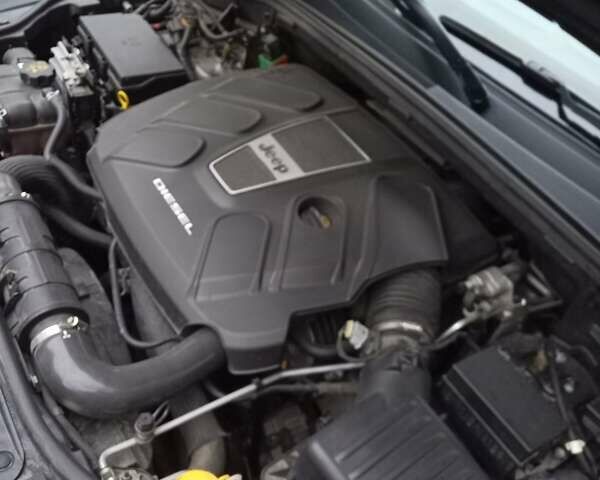 Серый Джип Гранд Чероки, объемом двигателя 3 л и пробегом 97 тыс. км за 32000 $, фото 34 на Automoto.ua