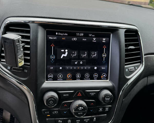 Сірий Джип Grand Cherokee, об'ємом двигуна 3.6 л та пробігом 227 тис. км за 20000 $, фото 31 на Automoto.ua