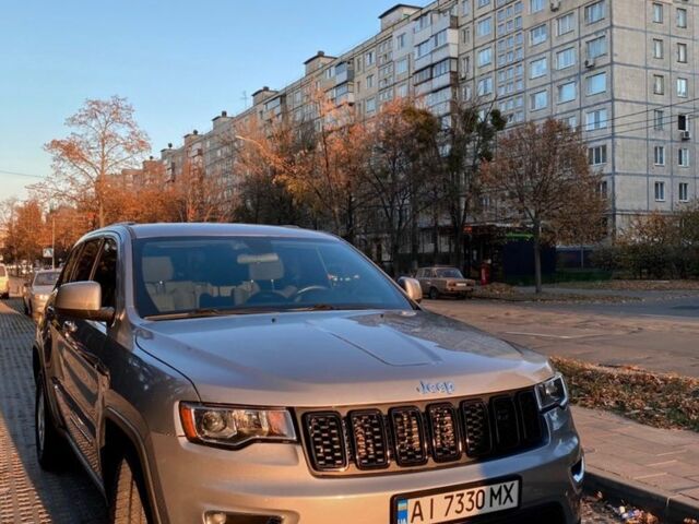 Серый Джип Гранд Чероки, объемом двигателя 3.6 л и пробегом 99 тыс. км за 16000 $, фото 1 на Automoto.ua