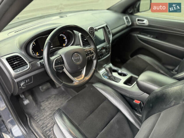 Сірий Джип Grand Cherokee, об'ємом двигуна 3.6 л та пробігом 148 тис. км за 20999 $, фото 25 на Automoto.ua