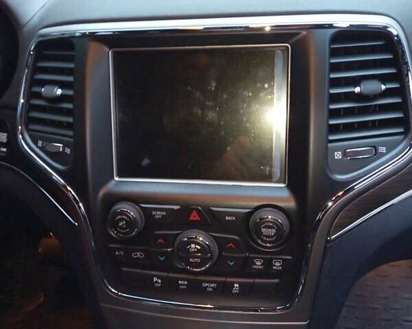 Серый Джип Гранд Чероки, объемом двигателя 3 л и пробегом 97 тыс. км за 32000 $, фото 25 на Automoto.ua