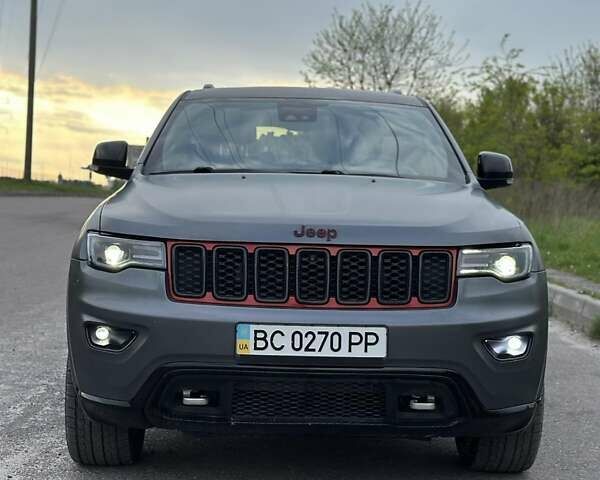 Сірий Джип Grand Cherokee, об'ємом двигуна 3.6 л та пробігом 109 тис. км за 30500 $, фото 1 на Automoto.ua