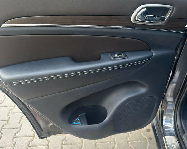 Сірий Джип Grand Cherokee, об'ємом двигуна 2.99 л та пробігом 305 тис. км за 21500 $, фото 10 на Automoto.ua