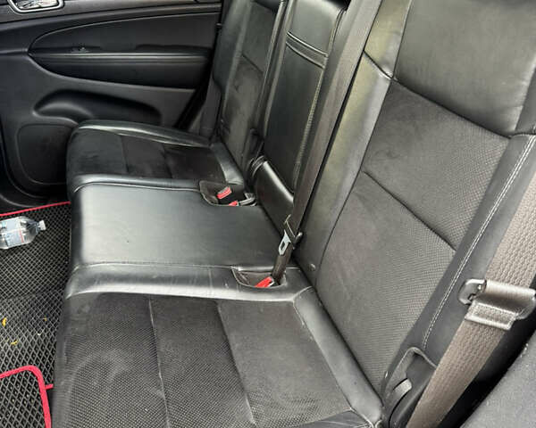 Сірий Джип Grand Cherokee, об'ємом двигуна 3.6 л та пробігом 227 тис. км за 20000 $, фото 21 на Automoto.ua