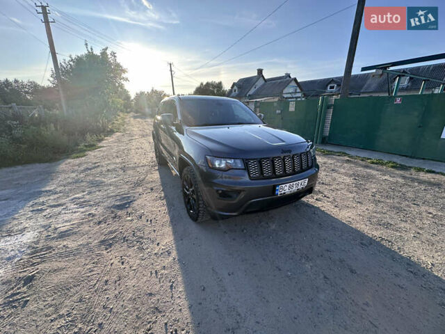 Серый Джип Гранд Чероки, объемом двигателя 3.6 л и пробегом 150 тыс. км за 23500 $, фото 18 на Automoto.ua