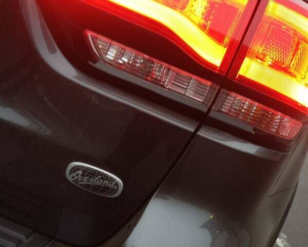 Серый Джип Гранд Чероки, объемом двигателя 3 л и пробегом 97 тыс. км за 32000 $, фото 31 на Automoto.ua