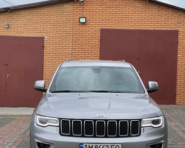 Сірий Джип Grand Cherokee, об'ємом двигуна 3.6 л та пробігом 136 тис. км за 22400 $, фото 1 на Automoto.ua