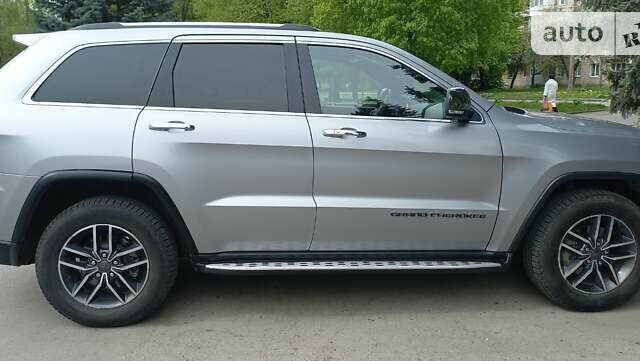 Сірий Джип Grand Cherokee, об'ємом двигуна 3.6 л та пробігом 75 тис. км за 27000 $, фото 11 на Automoto.ua