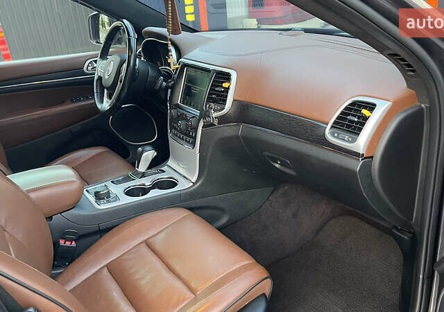 Серый Джип Гранд Чероки, объемом двигателя 3.6 л и пробегом 120 тыс. км за 29000 $, фото 27 на Automoto.ua