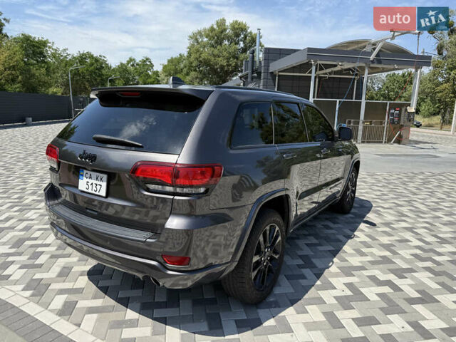 Серый Джип Гранд Чероки, объемом двигателя 3.6 л и пробегом 107 тыс. км за 26500 $, фото 5 на Automoto.ua