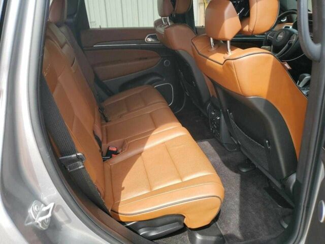 Сірий Джип Grand Cherokee, об'ємом двигуна 0 л та пробігом 120 тис. км за 5900 $, фото 10 на Automoto.ua