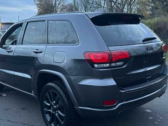 Серый Джип Гранд Чероки, объемом двигателя 3.6 л и пробегом 47 тыс. км за 10100 $, фото 5 на Automoto.ua