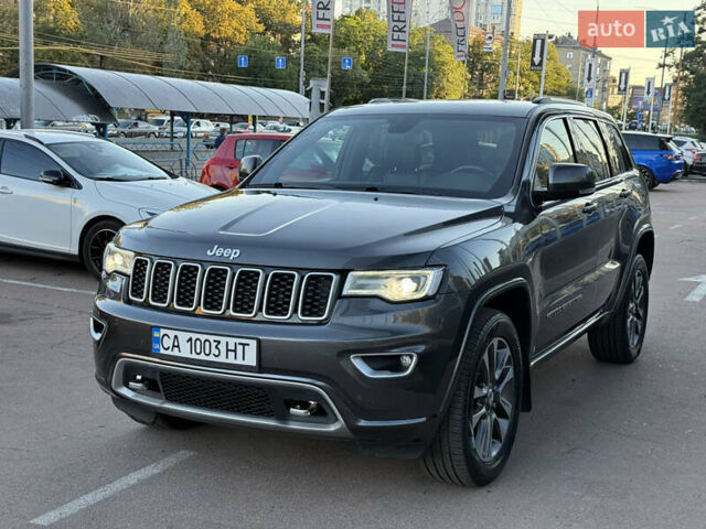 Сірий Джип Grand Cherokee, об'ємом двигуна 3 л та пробігом 252 тис. км за 23500 $, фото 1 на Automoto.ua