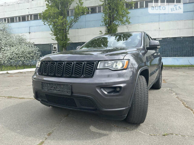 Сірий Джип Grand Cherokee, об'ємом двигуна 3.6 л та пробігом 100 тис. км за 24444 $, фото 18 на Automoto.ua