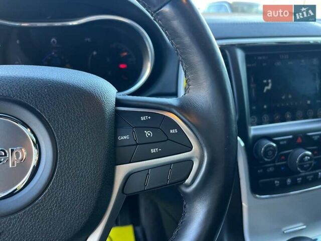 Серый Джип Гранд Чероки, объемом двигателя 3.6 л и пробегом 120 тыс. км за 26900 $, фото 20 на Automoto.ua