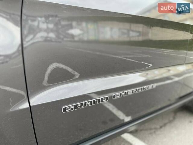 Сірий Джип Grand Cherokee, об'ємом двигуна 2.99 л та пробігом 150 тис. км за 28500 $, фото 9 на Automoto.ua