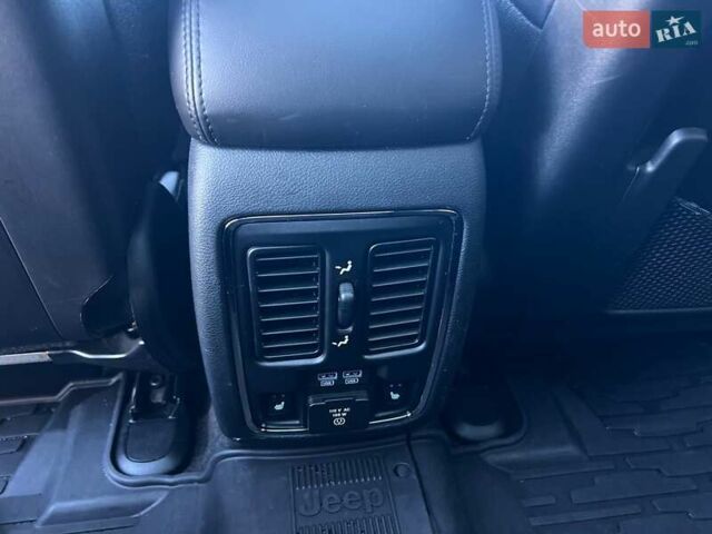 Серый Джип Гранд Чероки, объемом двигателя 3.6 л и пробегом 120 тыс. км за 26900 $, фото 13 на Automoto.ua