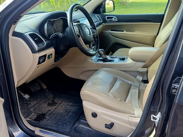 Серый Джип Гранд Чероки, объемом двигателя 3.6 л и пробегом 35 тыс. км за 29300 $, фото 3 на Automoto.ua