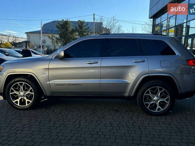 Серый Джип Гранд Чероки, объемом двигателя 3.6 л и пробегом 120 тыс. км за 26900 $, фото 3 на Automoto.ua