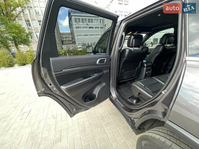 Сірий Джип Grand Cherokee, об'ємом двигуна 3.6 л та пробігом 101 тис. км за 27500 $, фото 35 на Automoto.ua