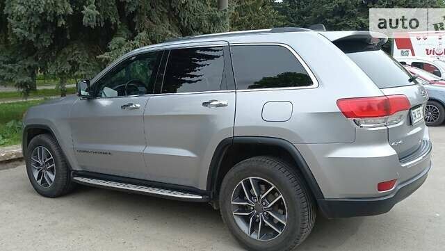 Сірий Джип Grand Cherokee, об'ємом двигуна 3.6 л та пробігом 75 тис. км за 27000 $, фото 16 на Automoto.ua