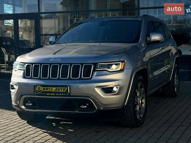 Серый Джип Гранд Чероки, объемом двигателя 3.6 л и пробегом 120 тыс. км за 26900 $, фото 2 на Automoto.ua