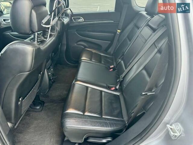 Сірий Джип Grand Cherokee, об'ємом двигуна 3.6 л та пробігом 146 тис. км за 25000 $, фото 10 на Automoto.ua