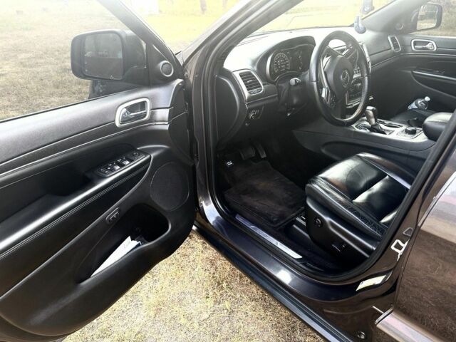 Джип Гранд Чероки 2018 в Вышгороде на Automoto.ua Серый Джип Гранд Чероки, объемом двигателя 3.6 л и пробегом 153 тыс. км за 20500 $, фото 7 на Automoto.ua