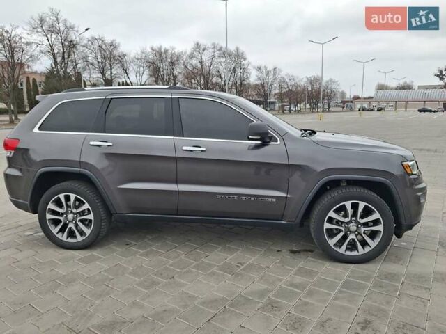 Сірий Джип Grand Cherokee, об'ємом двигуна 3.6 л та пробігом 173 тис. км за 25000 $, фото 12 на Automoto.ua