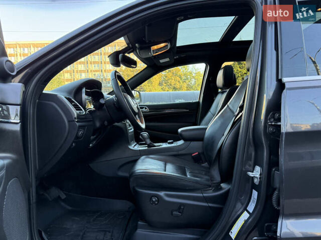 Сірий Джип Grand Cherokee, об'ємом двигуна 3 л та пробігом 252 тис. км за 23500 $, фото 8 на Automoto.ua