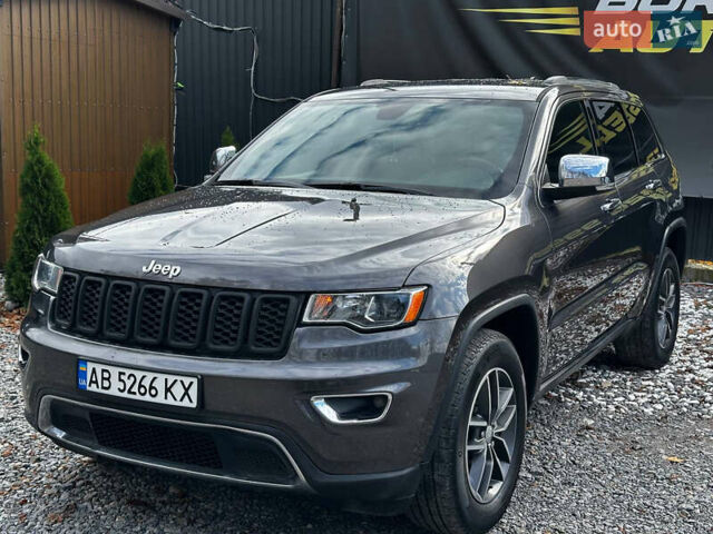 Сірий Джип Grand Cherokee, об'ємом двигуна 2.99 л та пробігом 155 тис. км за 26500 $, фото 3 на Automoto.ua
