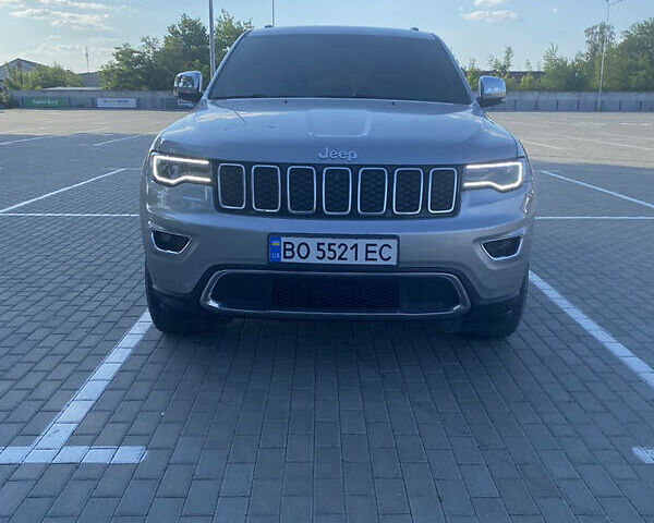 Джип Гранд Чероки 2018 в Тернополе на Automoto.ua Серый Джип Гранд Чероки, объемом двигателя 3.6 л и пробегом 130 тыс. км за 26900 $, фото 8 на Automoto.ua