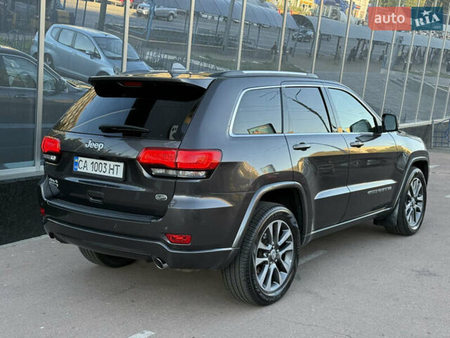Сірий Джип Grand Cherokee, об'ємом двигуна 3 л та пробігом 252 тис. км за 23500 $, фото 6 на Automoto.ua