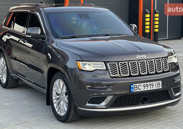 Серый Джип Гранд Чероки, объемом двигателя 3.6 л и пробегом 120 тыс. км за 29000 $, фото 1 на Automoto.ua